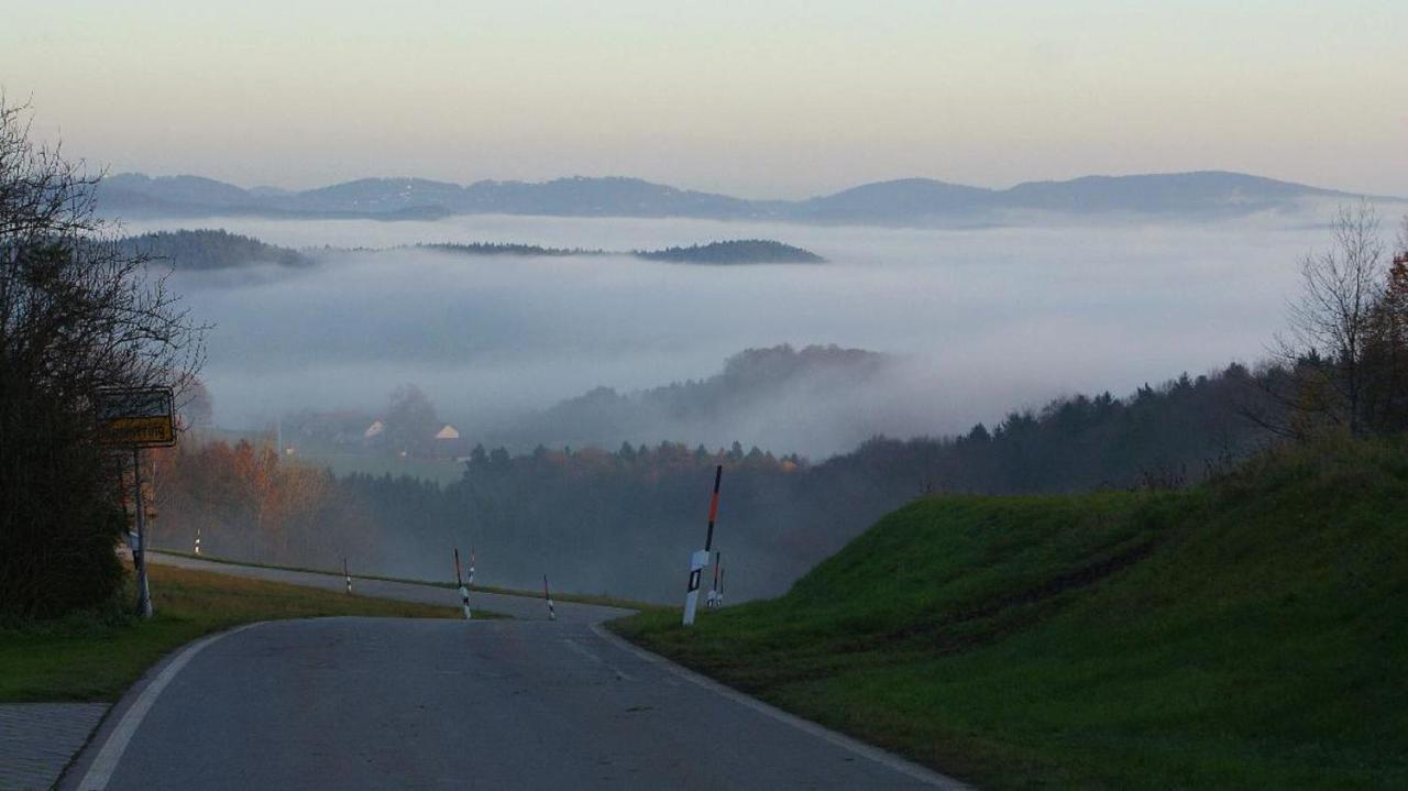 Ferienwohnungen Bauer - Auszeit Mit Ausblick Zenting Extérieur photo
